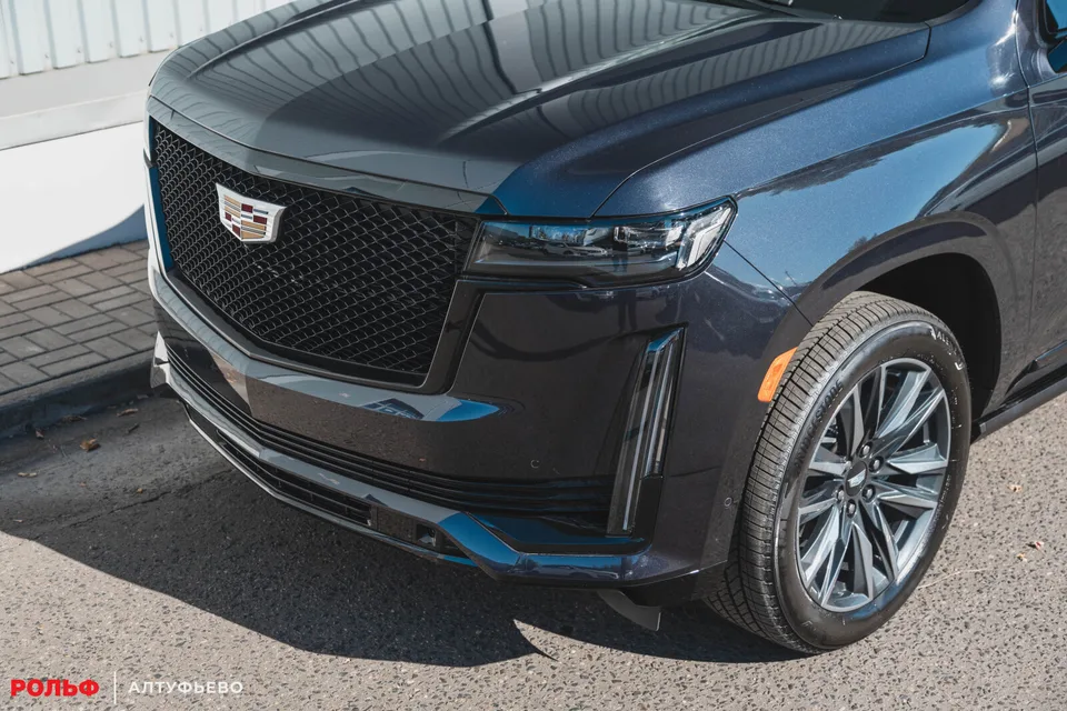Cadillac Escalade 2023 — миниатюра 2