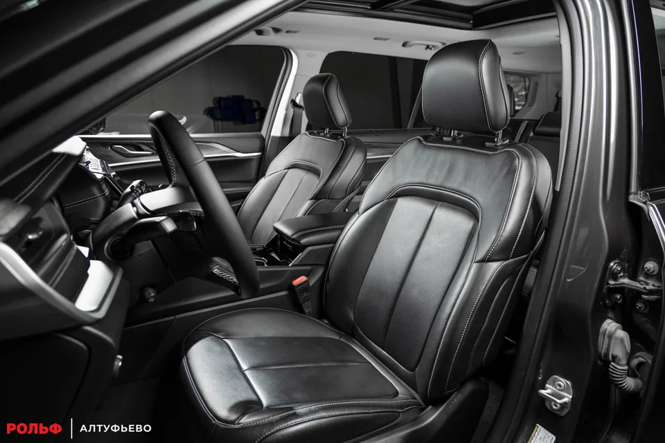 Jeep Grand Cherokee 2022 — миниатюра 3