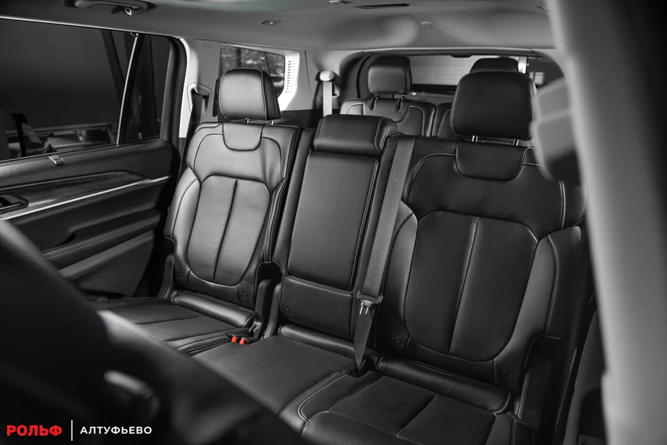 Jeep Grand Cherokee 2022 — миниатюра 4