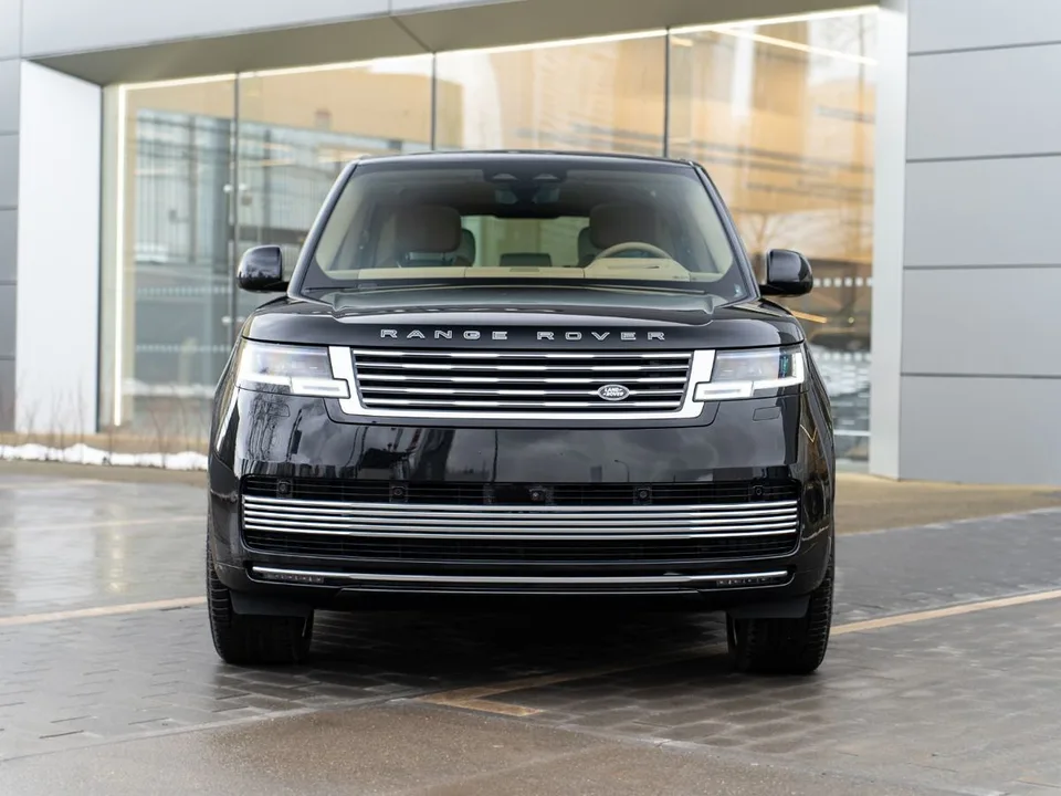 Land Rover Range Rover 2023 — миниатюра 2