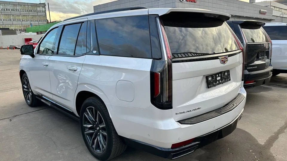 Cadillac Escalade 2024 — миниатюра 2