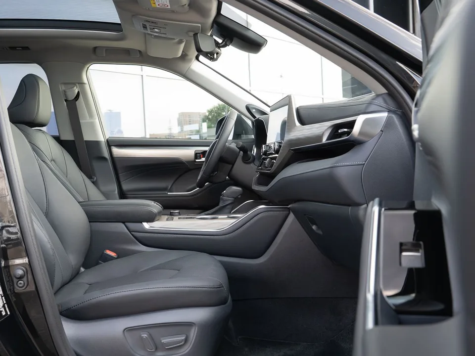 Toyota Highlander 2025 — миниатюра 4