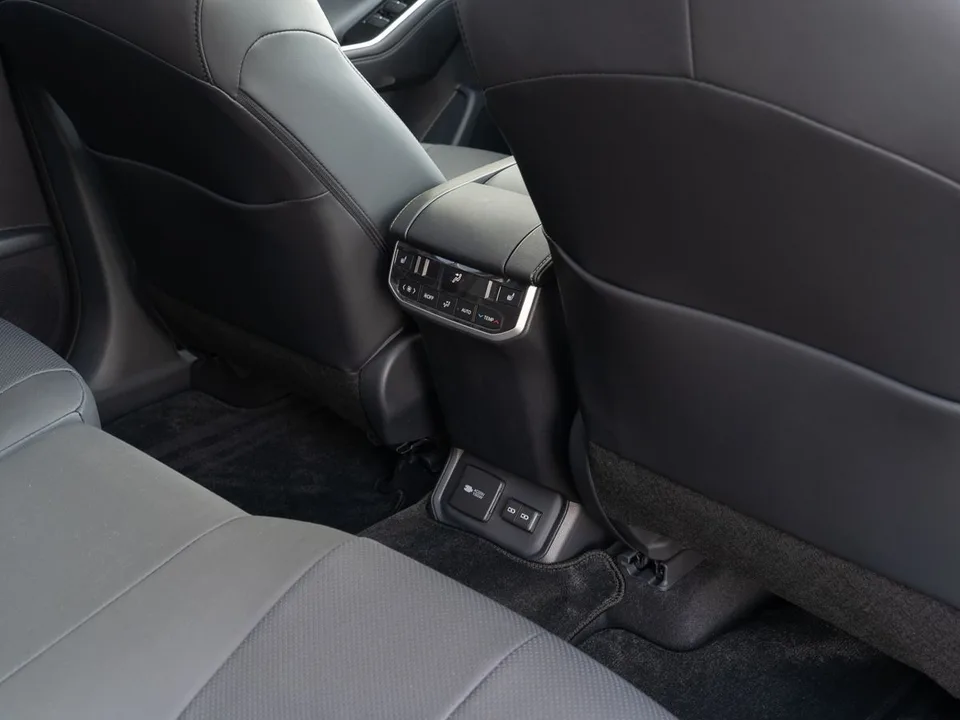 Toyota Highlander 2025 — миниатюра 5