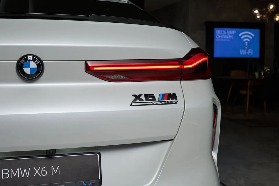 BMW X6 M 2024 — миниатюра 4
