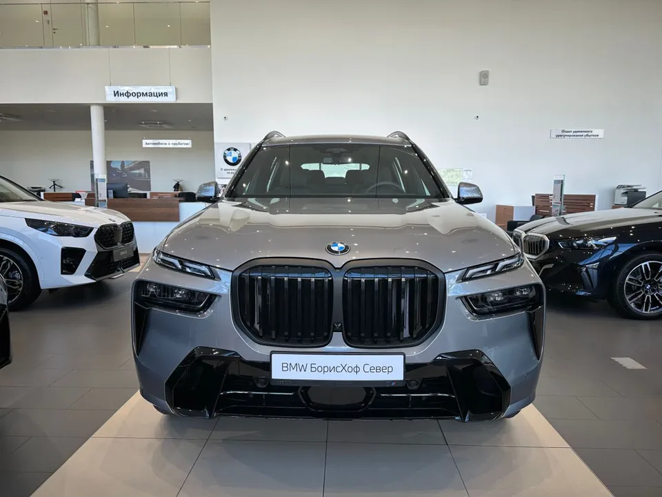BMW X7 2025 — миниатюра 2