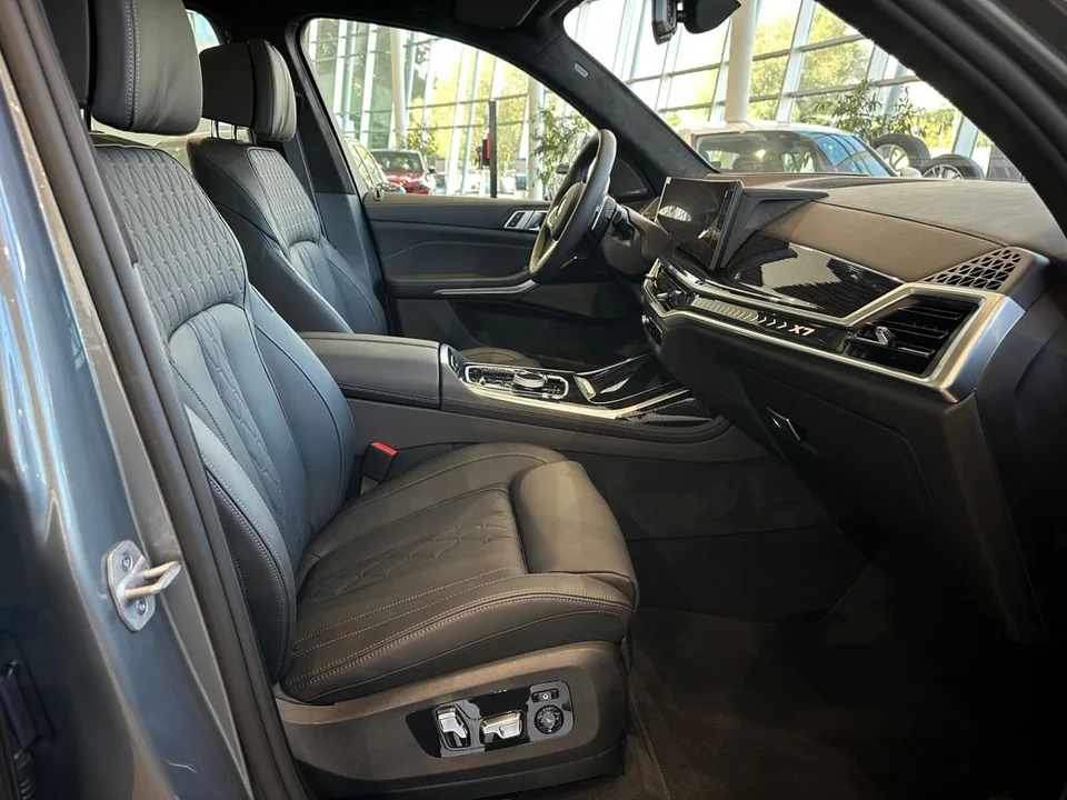 BMW X7 2025 — миниатюра 5