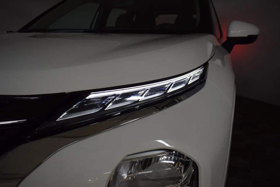 Mitsubishi Outlander 2022 — миниатюра 5