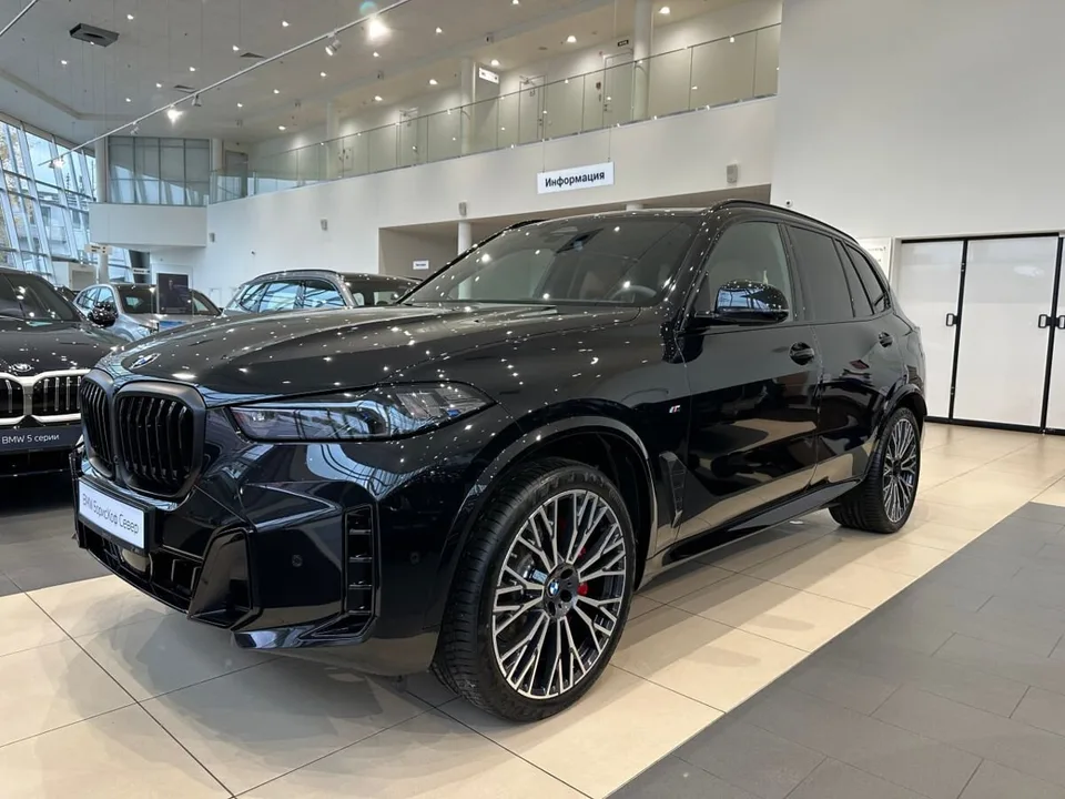 BMW X5 2025 — фото 1, купить с доставкой в Москву