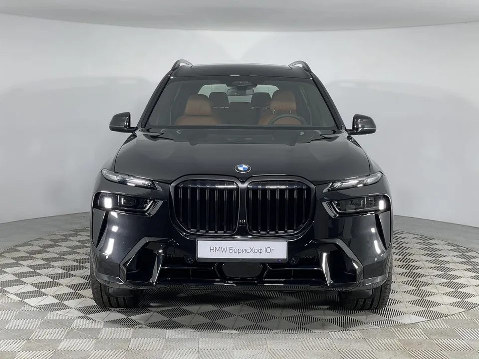 BMW X7 2025 — миниатюра 2