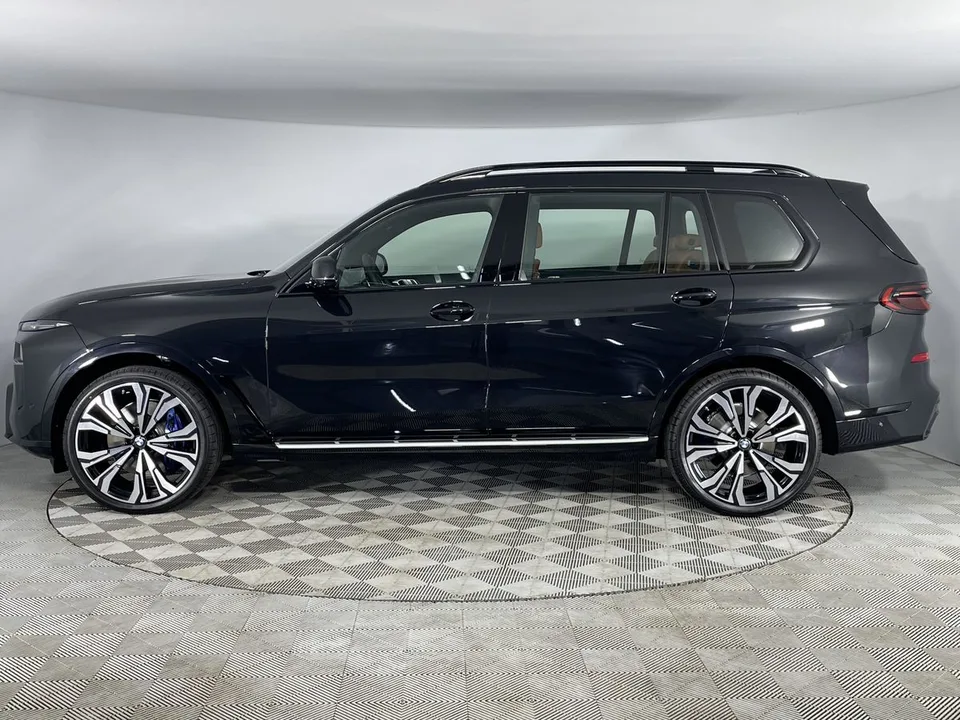 BMW X7 2025 — миниатюра 3