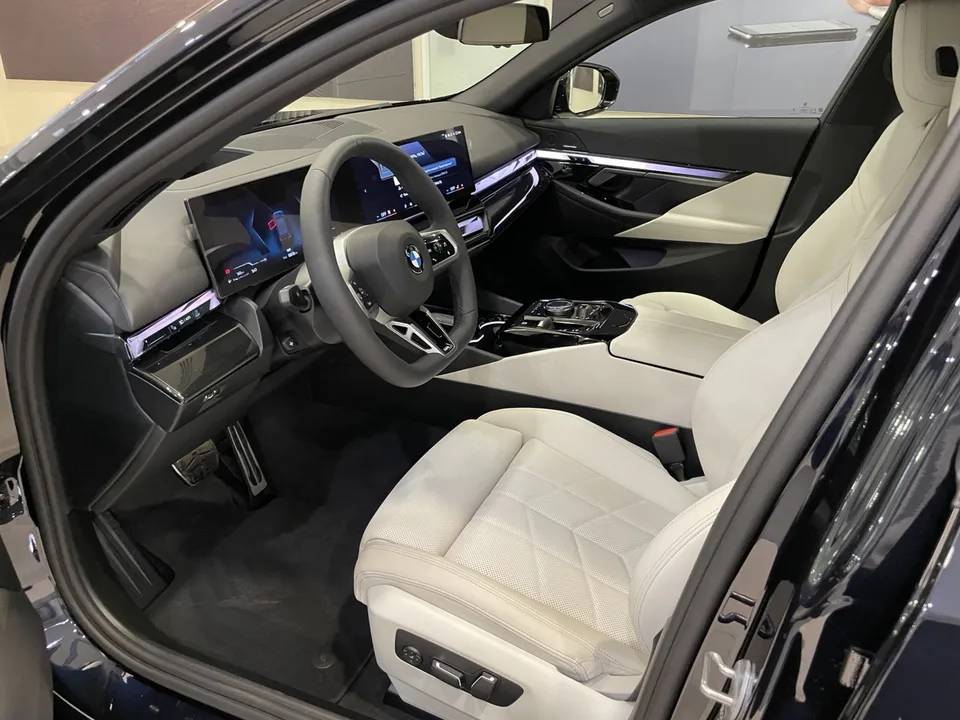 BMW 5 серия 2025 — миниатюра 3