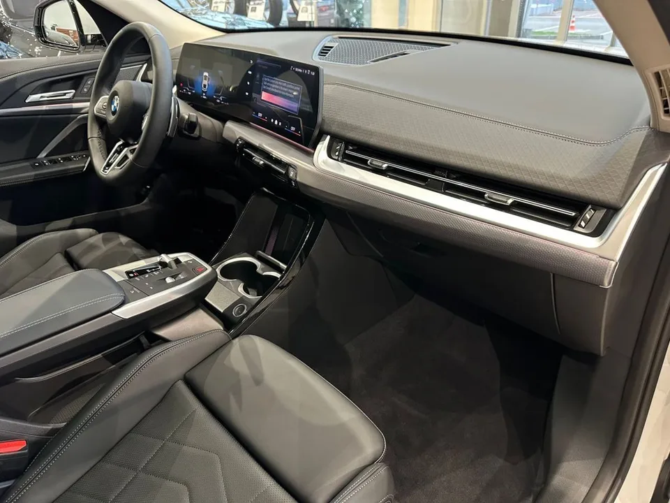 BMW X2 2025 — миниатюра 5