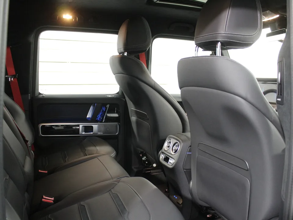 Mercedes-Benz G-класс AMG 2025 — миниатюра 5