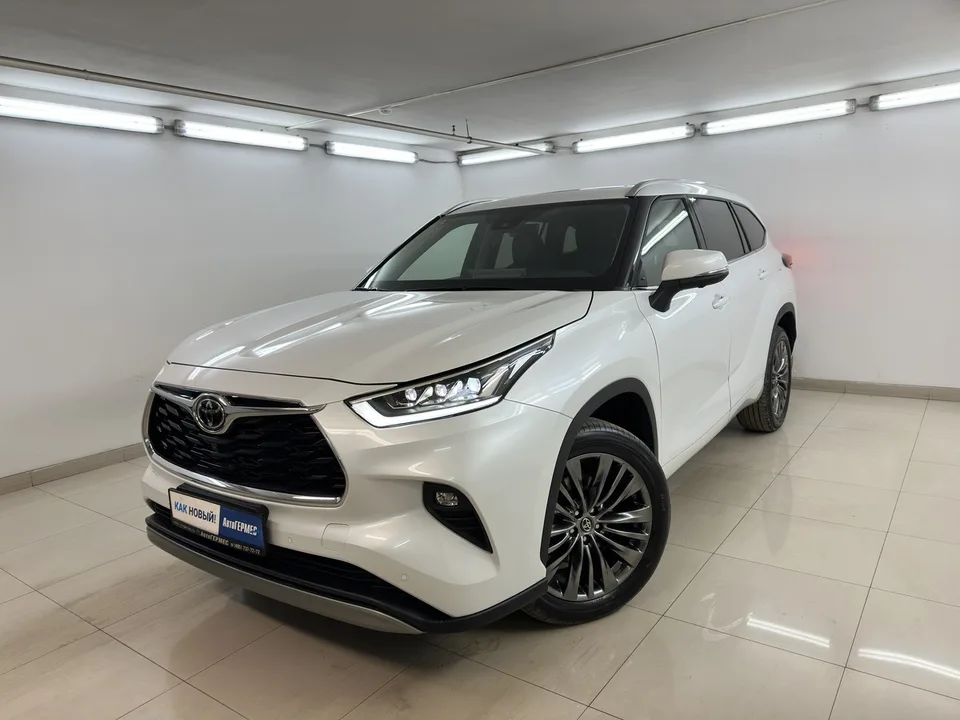 Toyota Highlander 2025 — фото 1, купить с доставкой в Москву