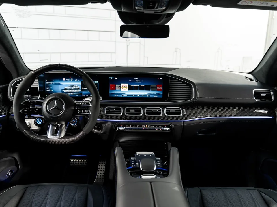 Mercedes-Benz GLE Coupe AMG 2025 — миниатюра 3