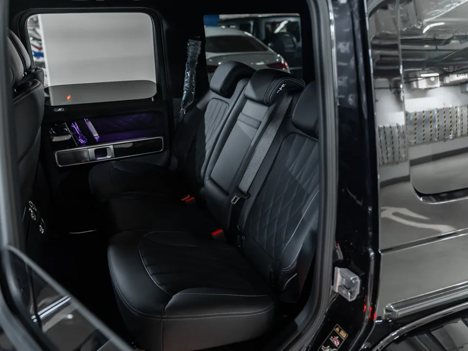 Mercedes-Benz G-Класс AMG 2025 — миниатюра 4