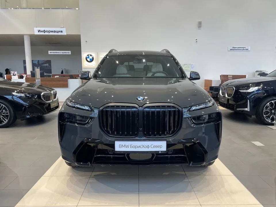 BMW X7 2025 — миниатюра 2