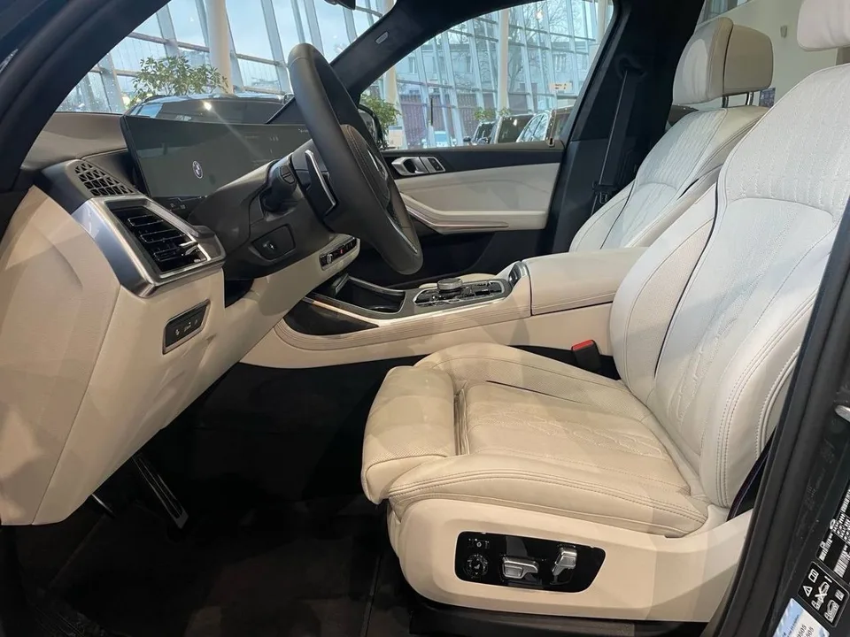BMW X7 2025 — миниатюра 4