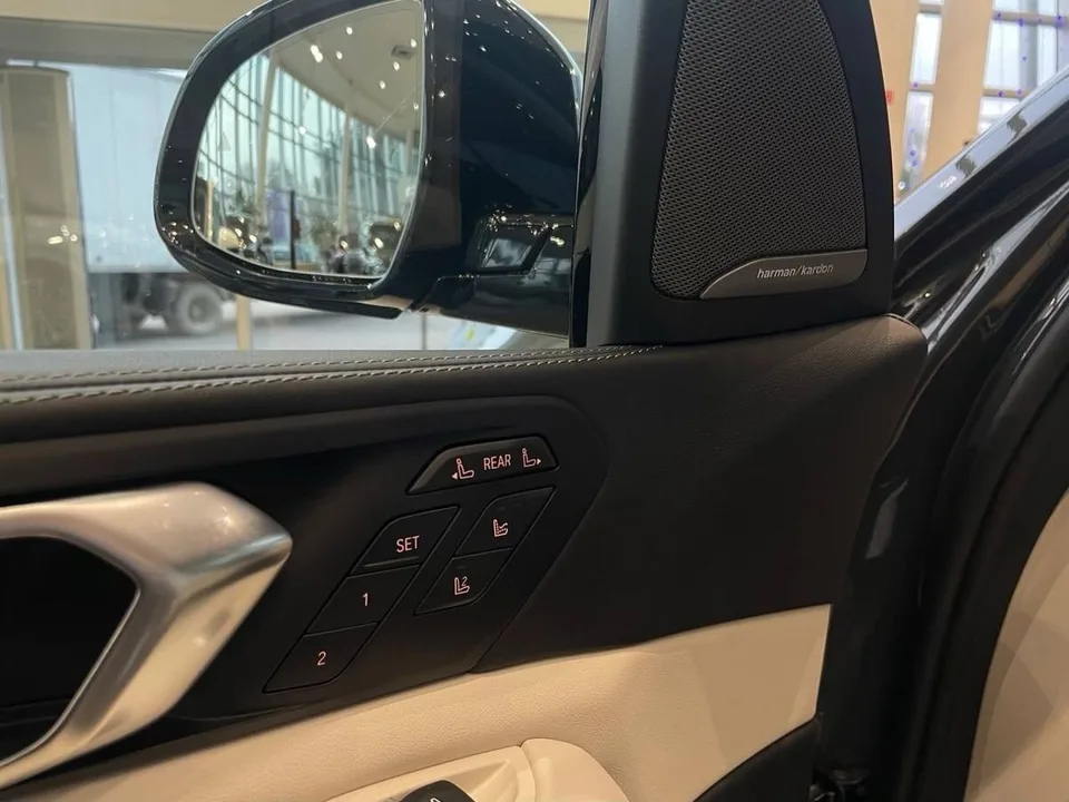 BMW X7 2025 — миниатюра 5