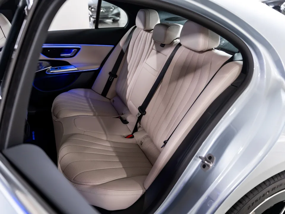 Mercedes-Benz E-Класс 2025 — миниатюра 4