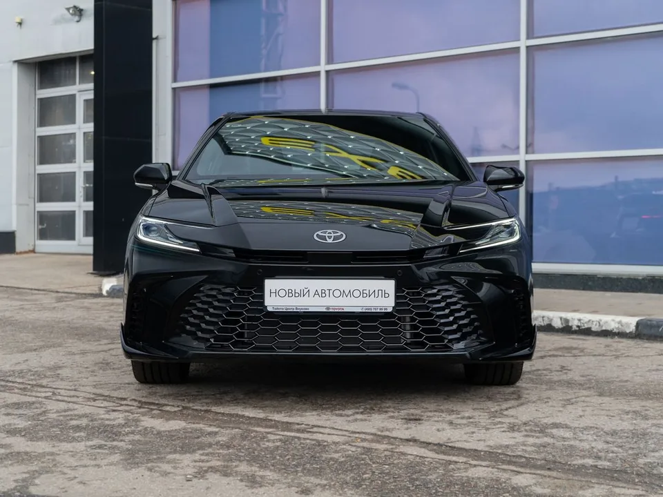 Toyota Camry 2024 — миниатюра 2