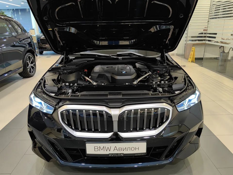 BMW 5 серия 2025 — миниатюра 4