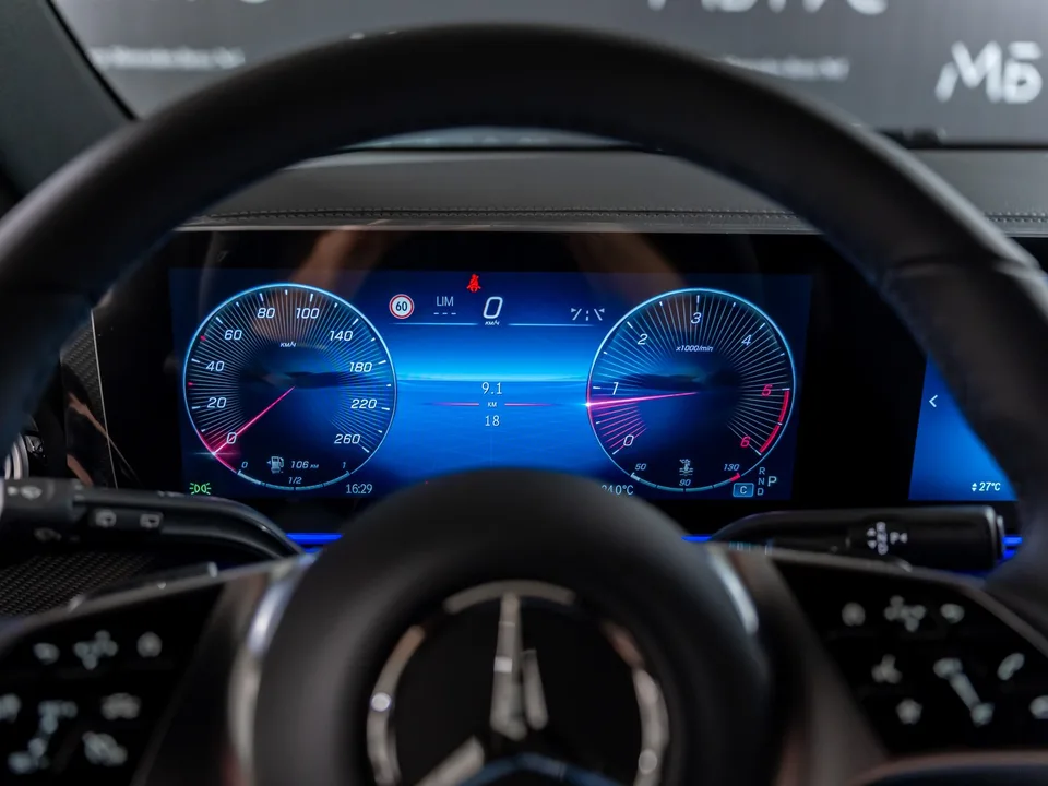 Mercedes-Benz V-Класс 2024 — миниатюра 5