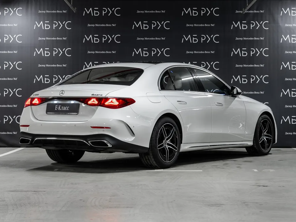 Mercedes-Benz E-Class 2025 — миниатюра 3