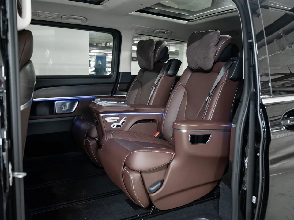 Mercedes-Benz V-Класс 2025 — миниатюра 4
