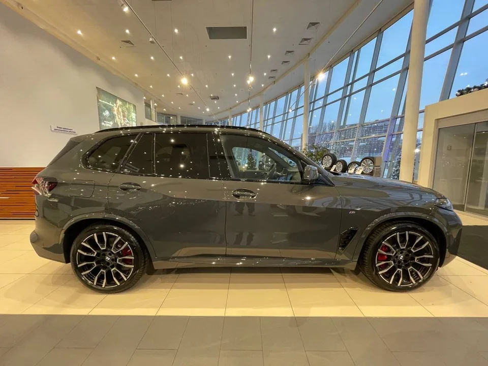BMW X5 2025 — миниатюра 4