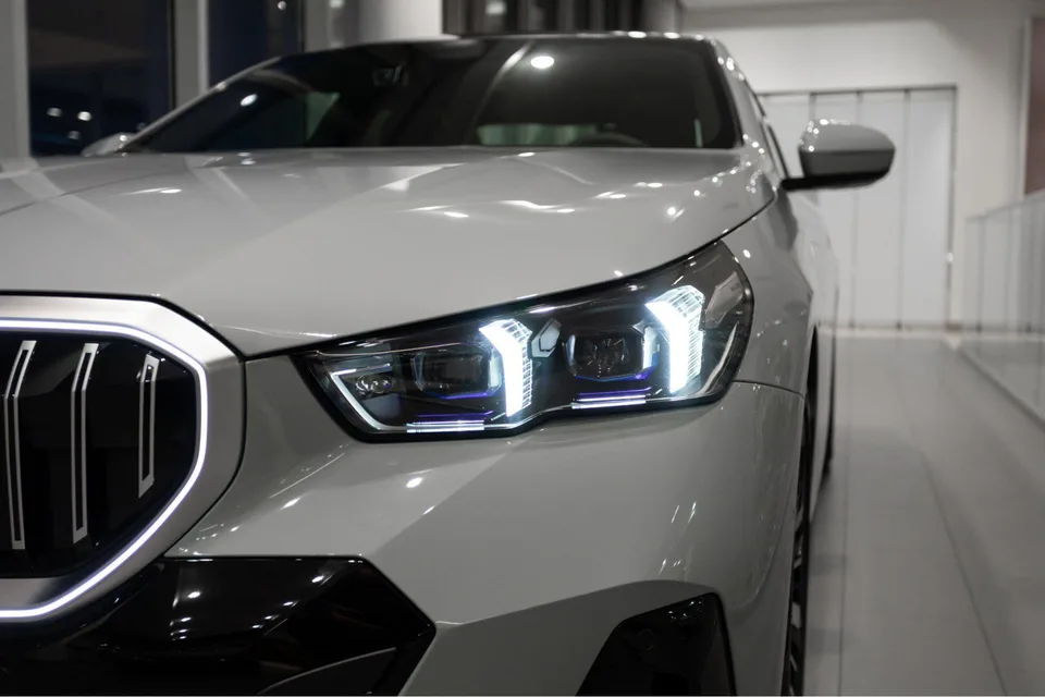 BMW 5 серия 2025 — миниатюра 4