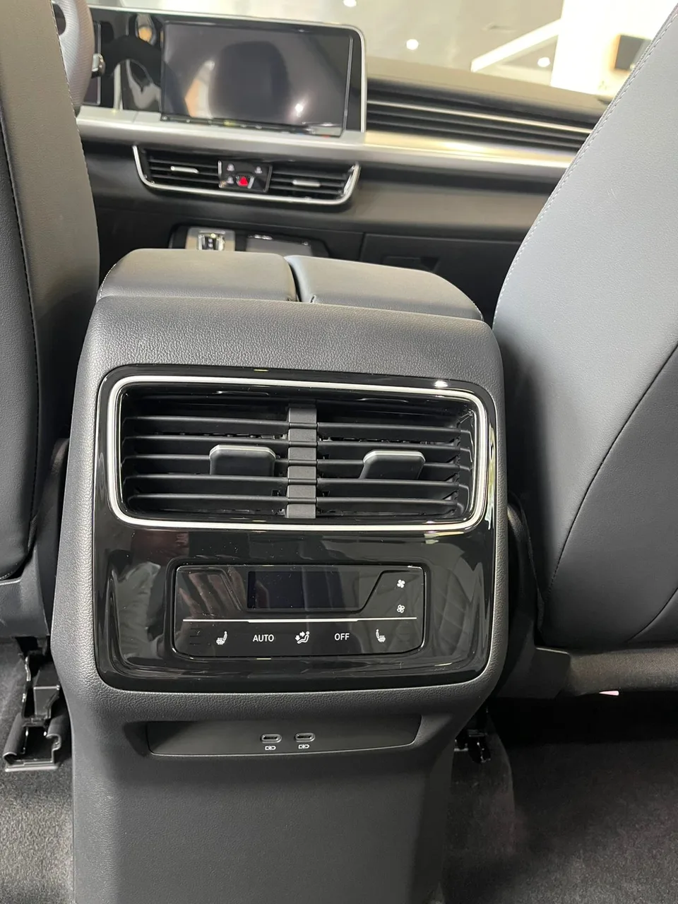 Volkswagen Tavendor 2025 — миниатюра 4