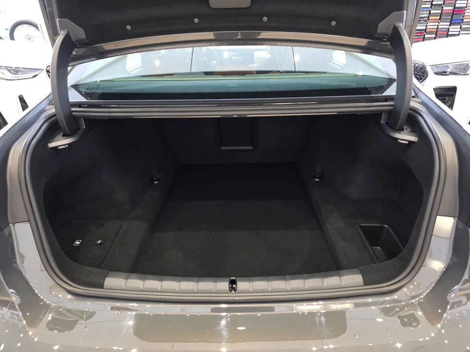 BMW 7 серия 2025 — миниатюра 4