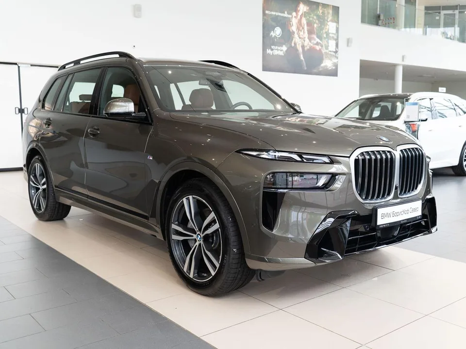 BMW X7 2024 — миниатюра 2