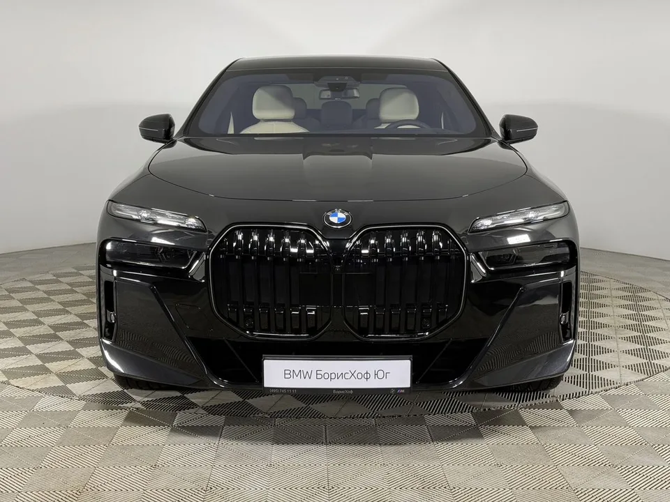 BMW 7 серия 2025 — миниатюра 2