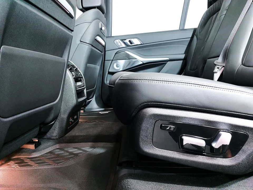 BMW X7 2025 — миниатюра 5