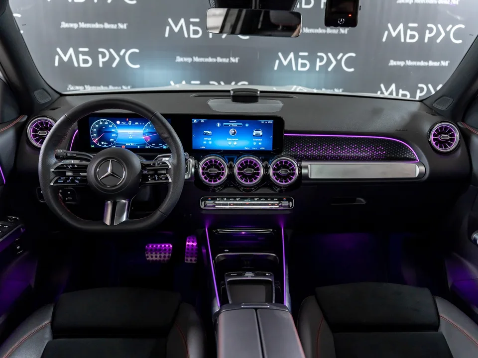 Mercedes-Benz GLB-Class 2024 — миниатюра 3