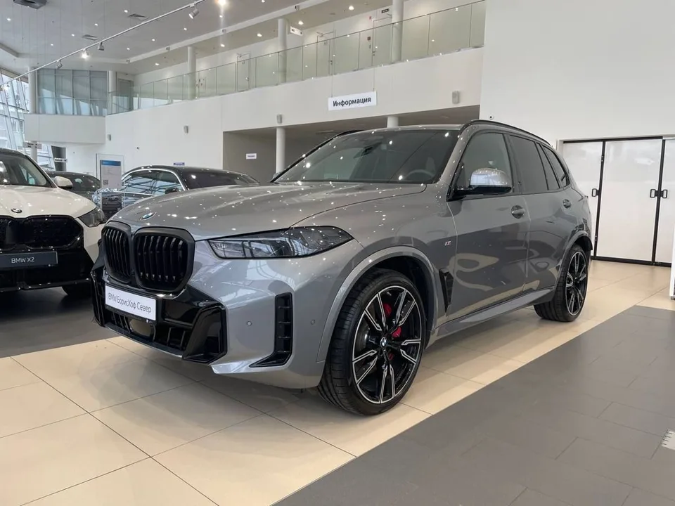 BMW X5 2025 — фото 1, купить с доставкой в Москву