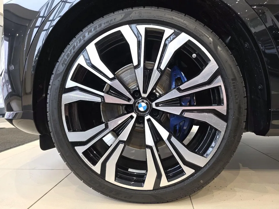 BMW X7 2025 — миниатюра 4
