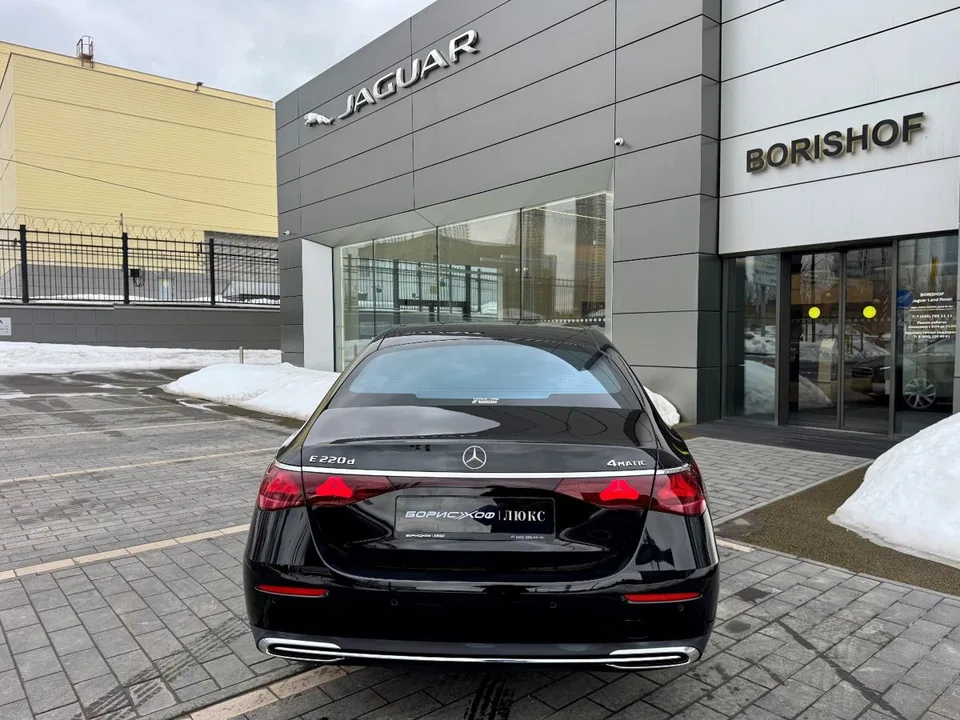 Mercedes-Benz E-Класс 2025 — миниатюра 3
