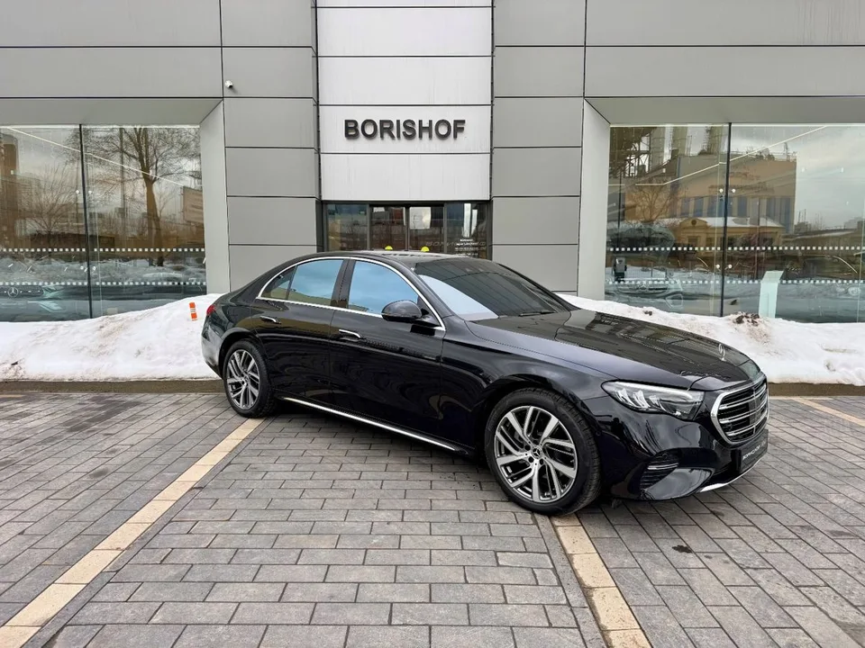 Mercedes-Benz E-Класс 2025 — фото 1, купить с доставкой в Москву