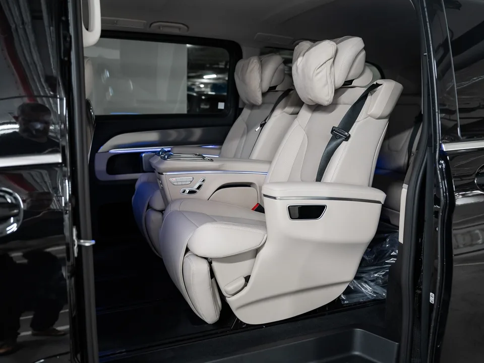 Mercedes-Benz V-Класс 2025 — миниатюра 4