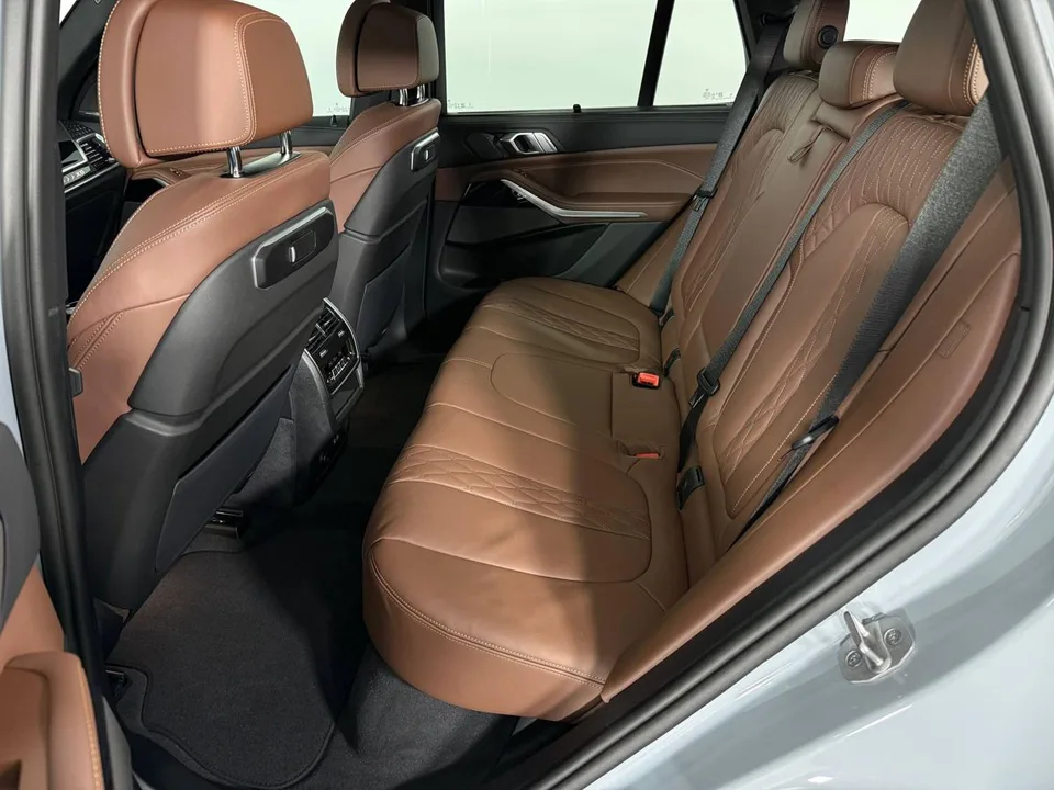 BMW X5 2025 — миниатюра 4