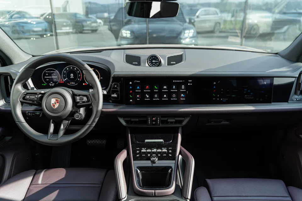 Porsche Cayenne 2025 — миниатюра 3
