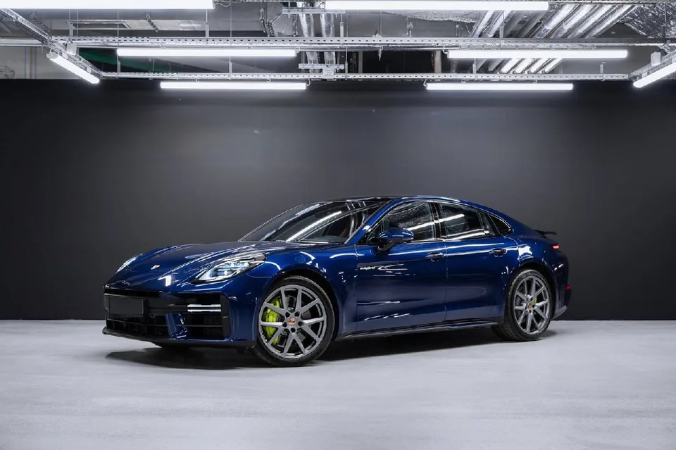 Porsche Panamera 2025 — миниатюра 2