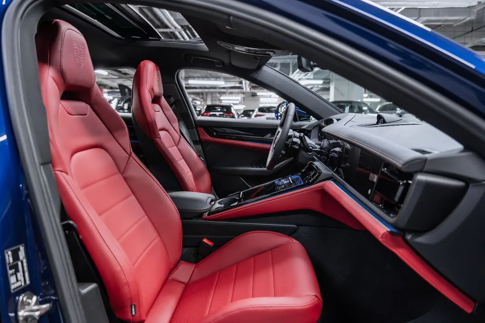 Porsche Panamera 2025 — миниатюра 3