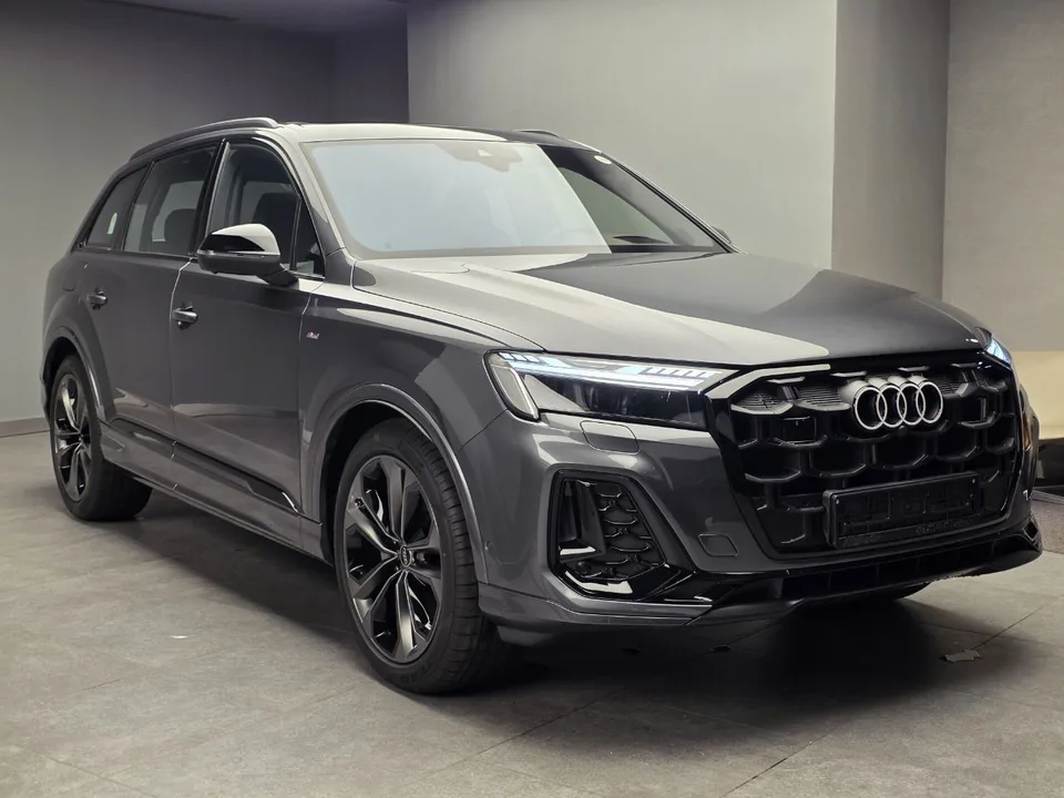 Audi Q7 2025 — миниатюра 2