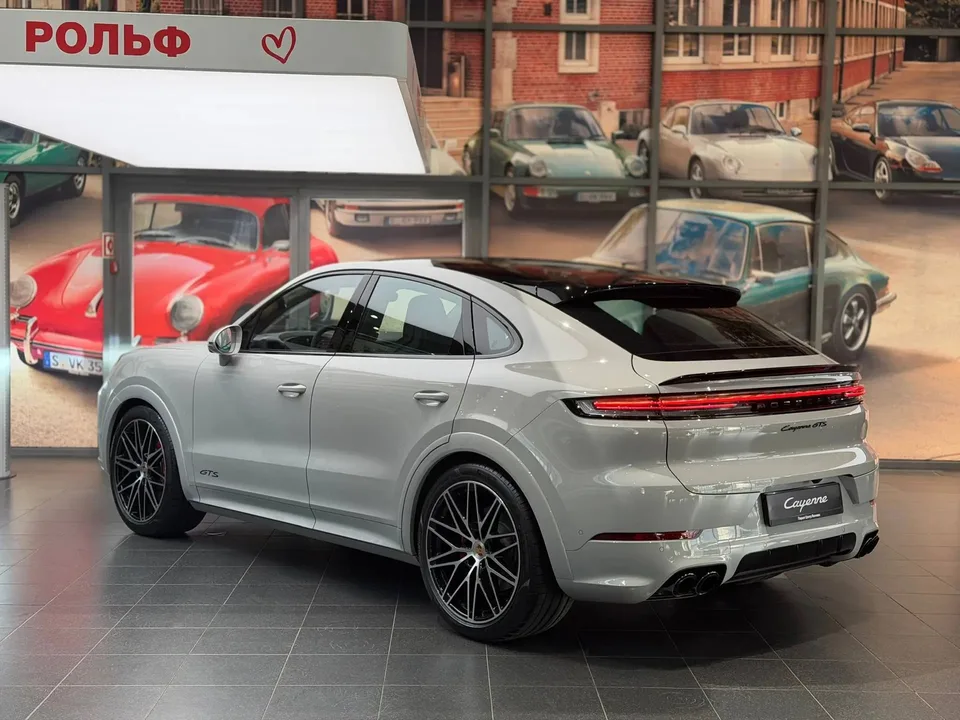 Porsche Cayenne 2025 — миниатюра 2