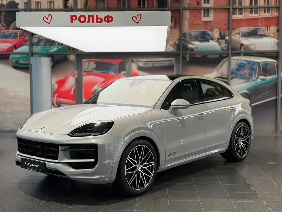 Porsche Cayenne 2025 — фото 1, купить с доставкой в Москву