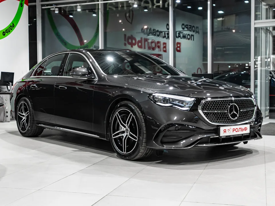 Mercedes-Benz E-Class 2025 — миниатюра 3